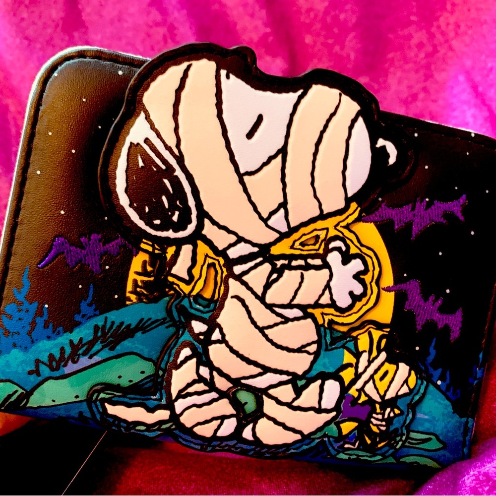 Loungefly Snoopy Halloween Glow in the Dark Zip Up Wallet